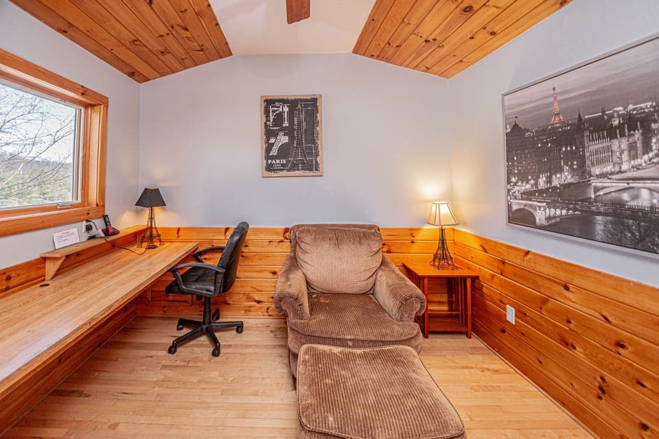 Main Level Office