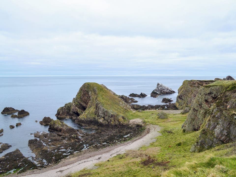 Surrounding area | Three Creeks Cottage, Portknockie