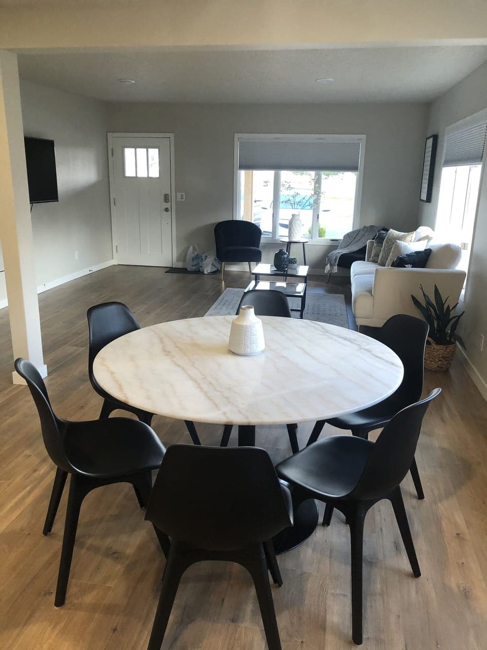 Dining room, open space