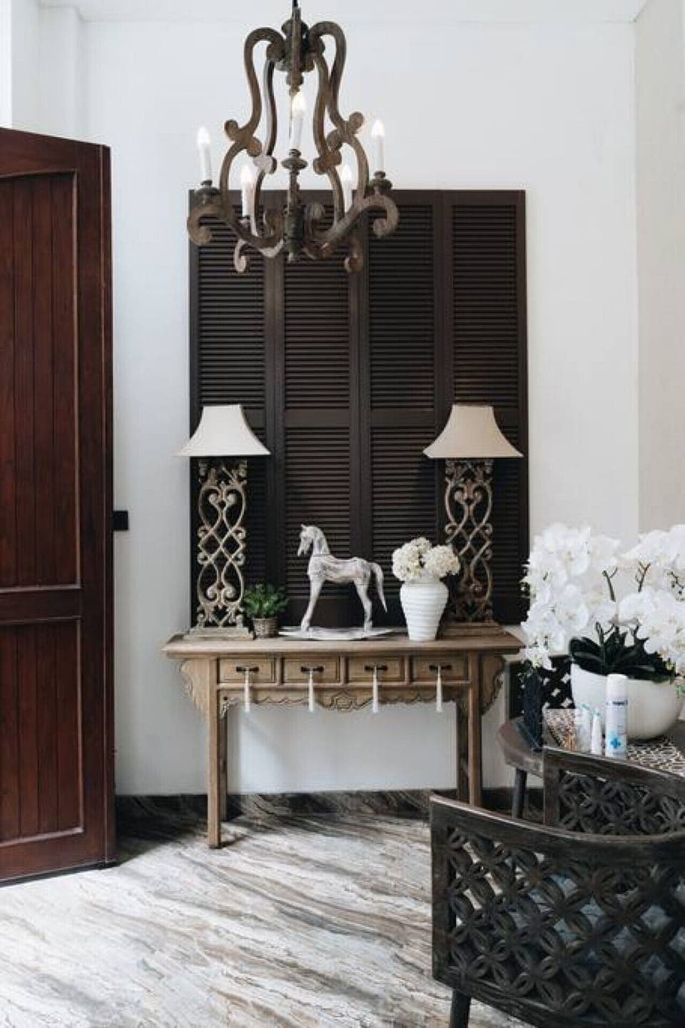 Classical Elegance: A Well-Curated Corner.