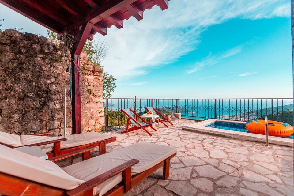 Welcome to Villa Vistamar, your little piece of paradise, near famous Budva.