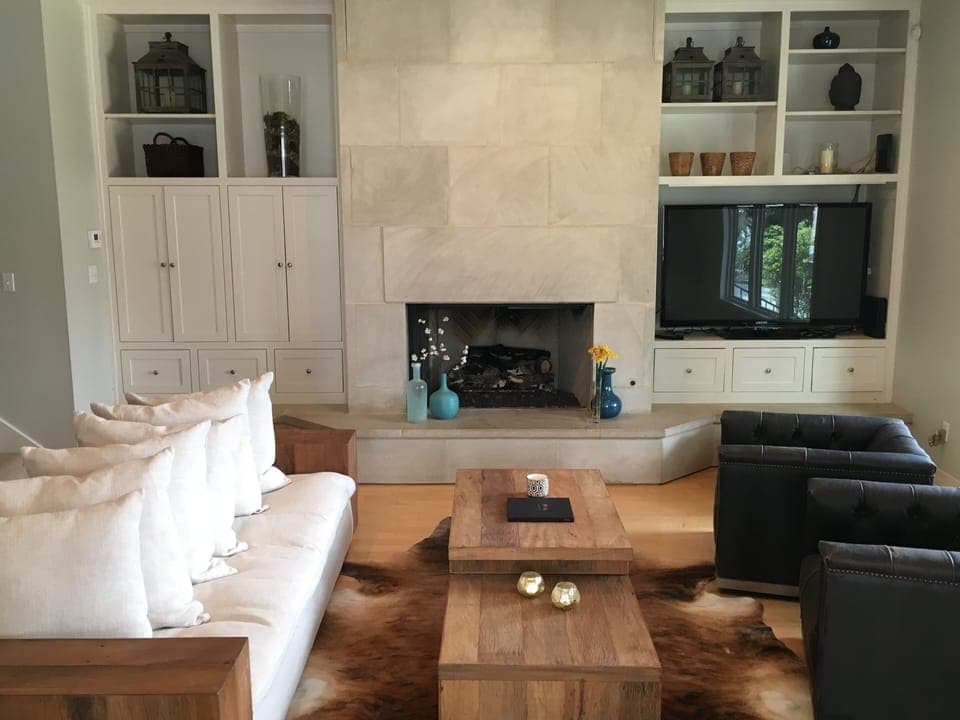 Comfortable living space with nice view of downtown skyline