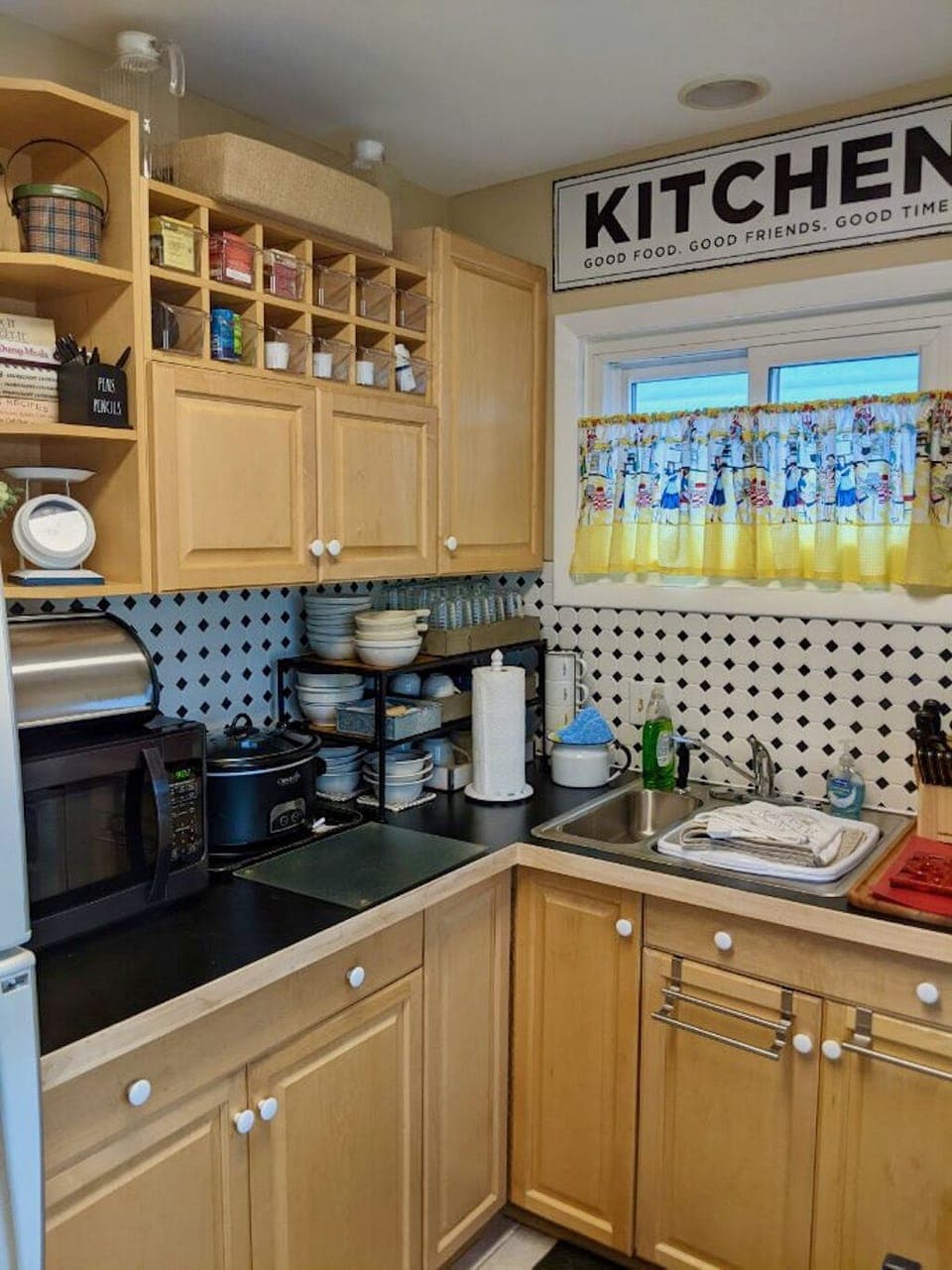 Microwave, crock pot, Kuerig one cup coffee maker