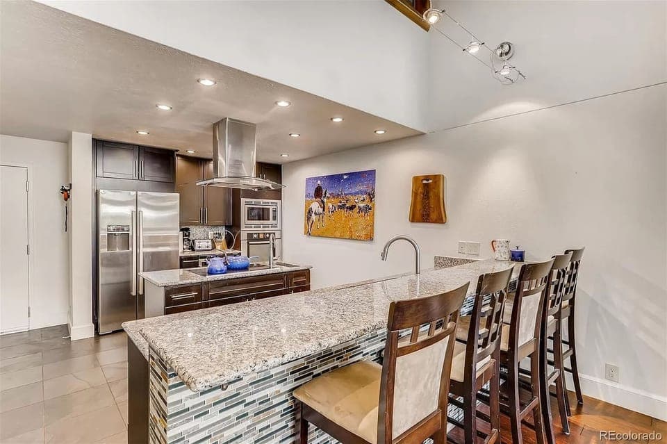 bar seating for 4 people