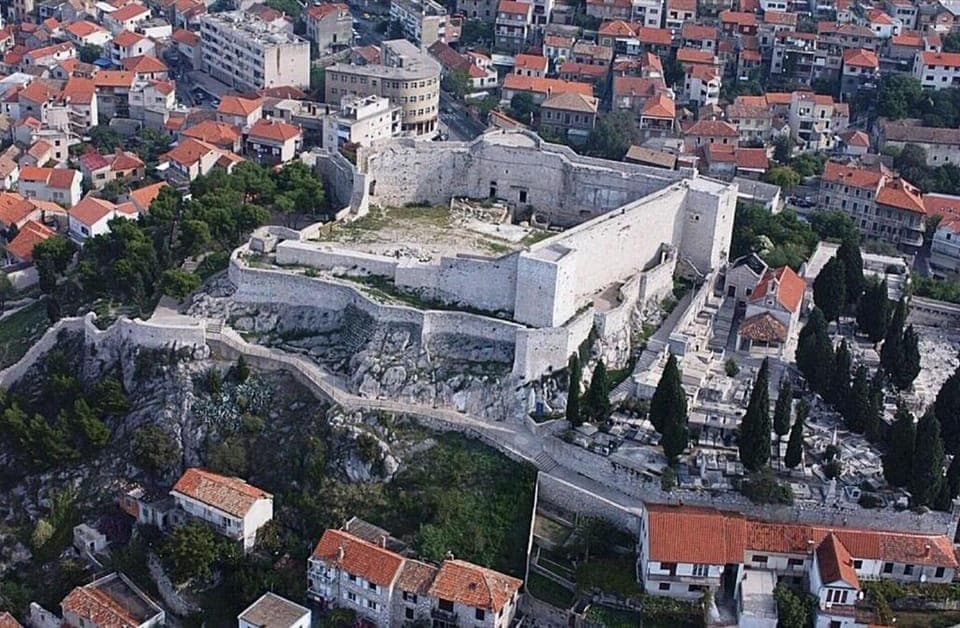 Town/city in general