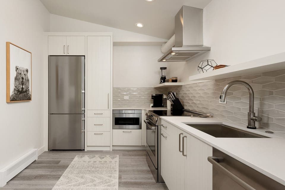 Brand new kitchen with state of the art appliances