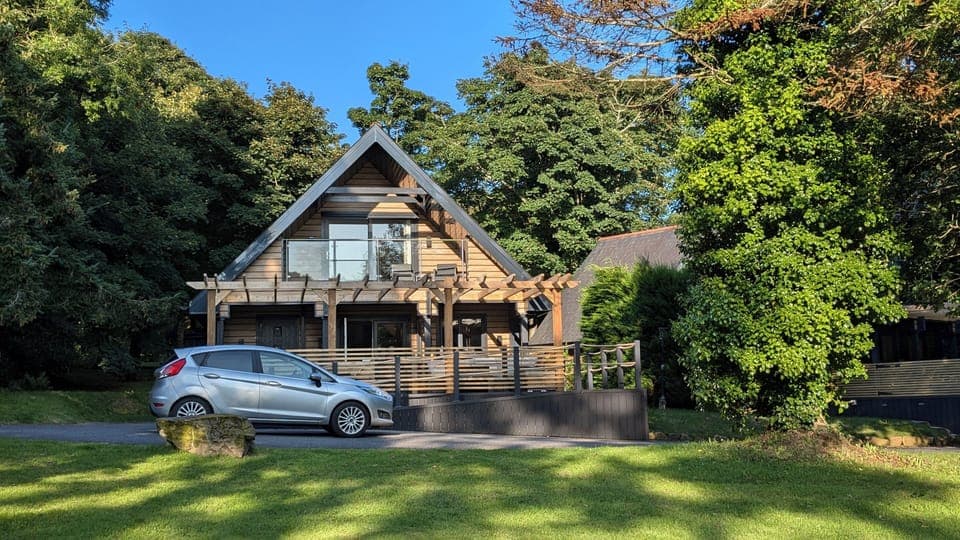 Lodges have ample parking