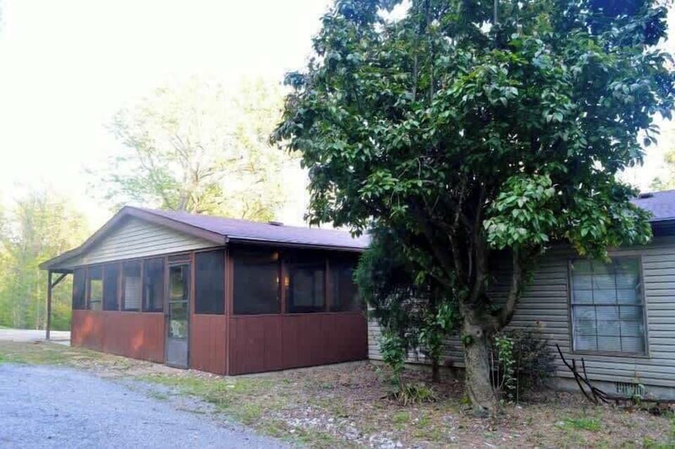 Screened in Porch