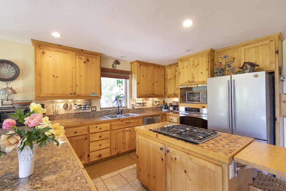 Kitchen 1