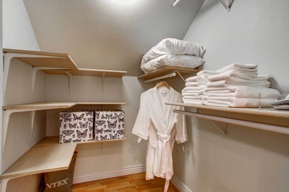 Bedroom 1 | Closet