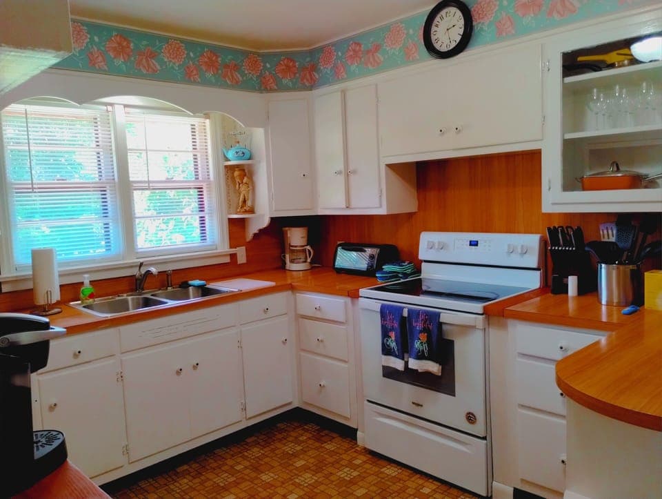 Kitchen 2
