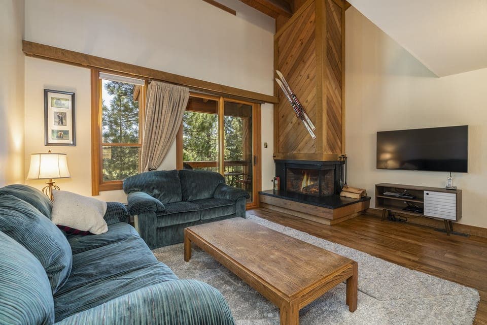 The living room offers a wood fireplace and smart tv/dvd
