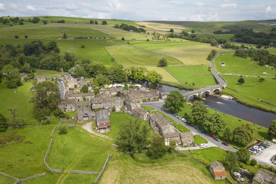 Burnsall sits in stunning Wharfedale
