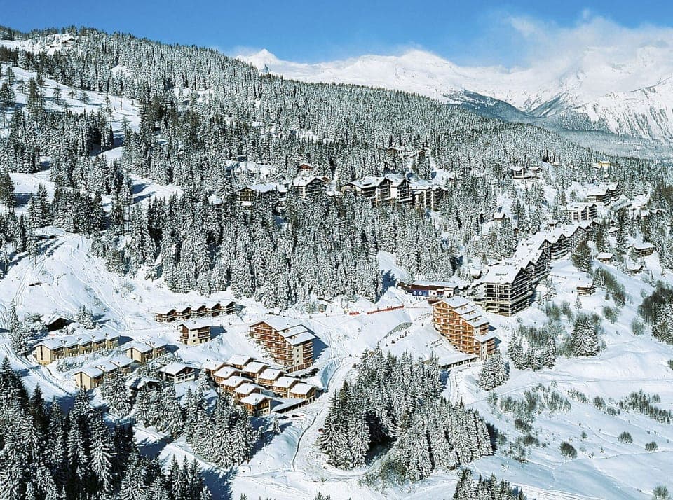 Sky, Snow, Mountain, Cloud, World, Natural Landscape, Slope, Ice Cap, Terrain, Mountainous Landforms