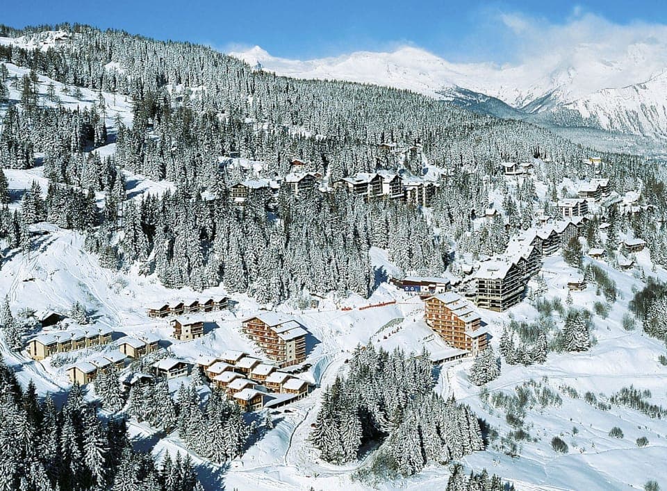 Sky, Snow, Mountain, Cloud, World, Natural Landscape, Slope, Ice Cap, Terrain, Mountainous Landforms