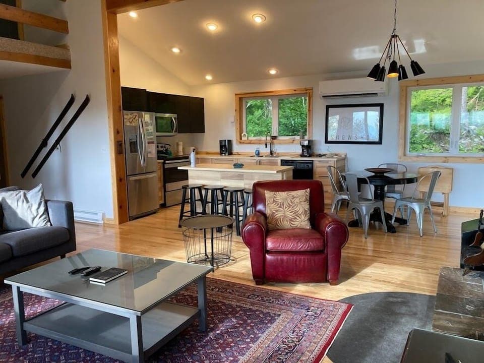 Great Room (2)