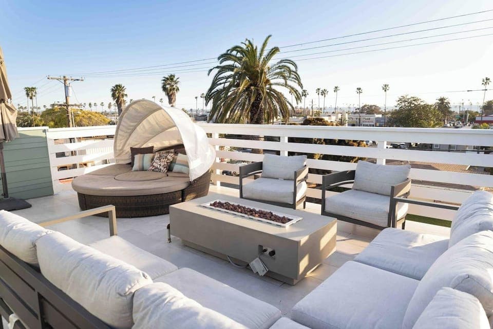 Gas firepit on ocean view roof top deck