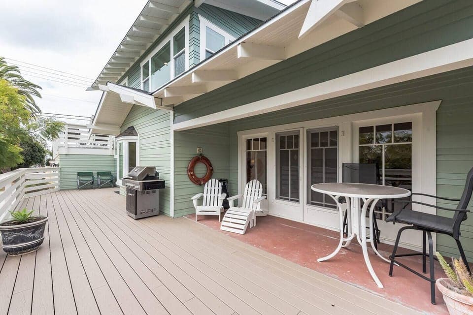 Gorgeous decks!