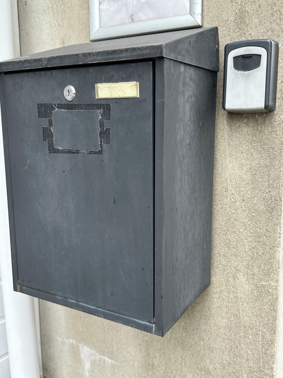 Lockbox by letterbox