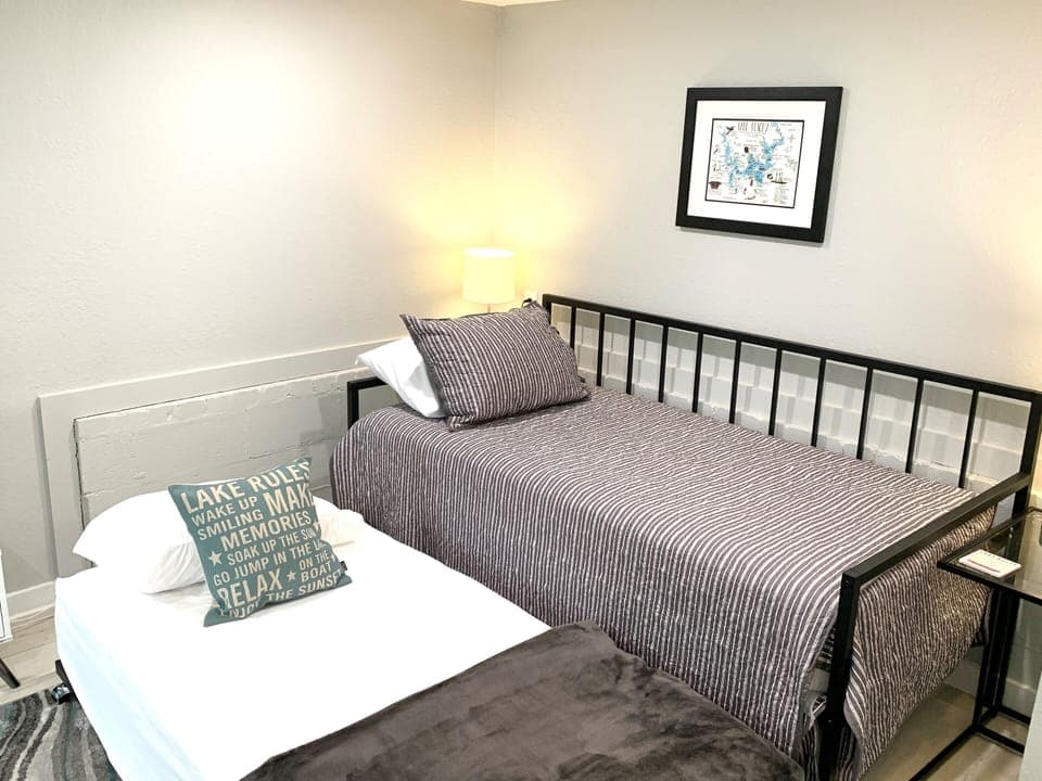 The bonus suite trundle bed sleeps two people.