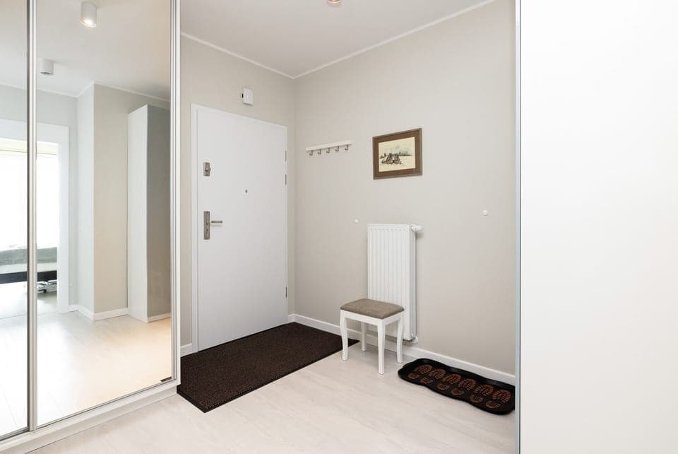 Spacious wardrobe with plenty of storage space. 