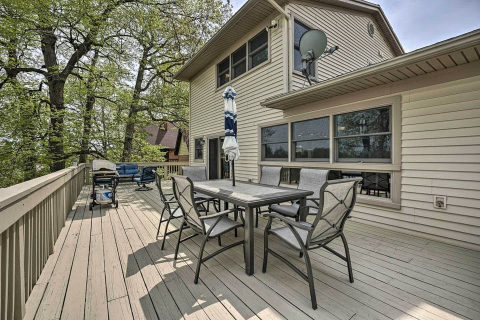 Grass Lake Township Vacation Rental | 4BR | 4.5BA | Stairs Required
