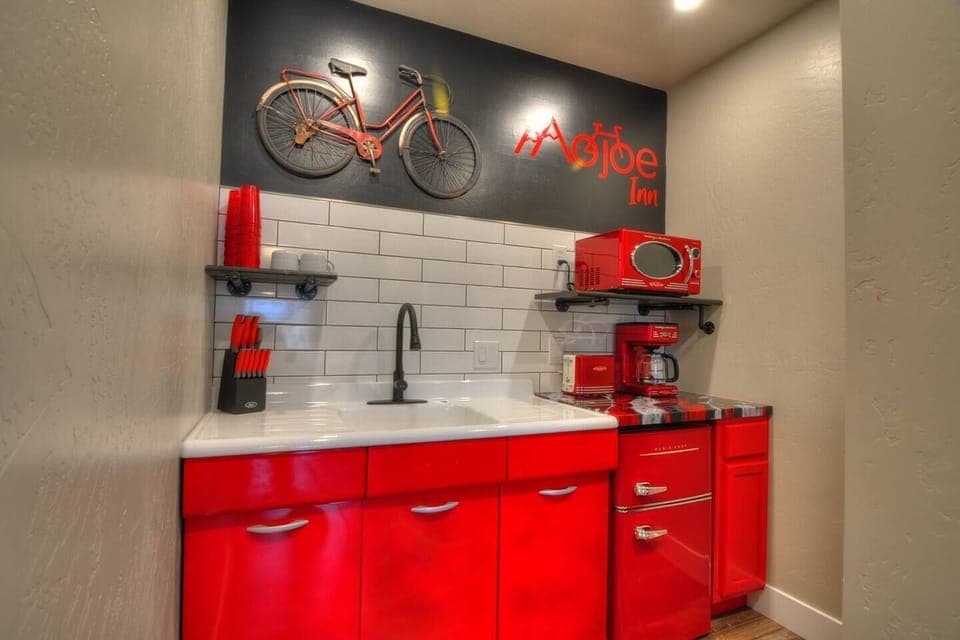 Kitchenette