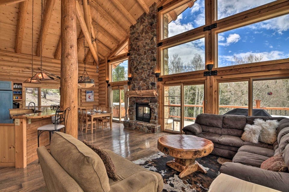 Villa Grove Vacation Rental | 3BR | 4BA | 3,500 Sq Ft | 2 Stories
