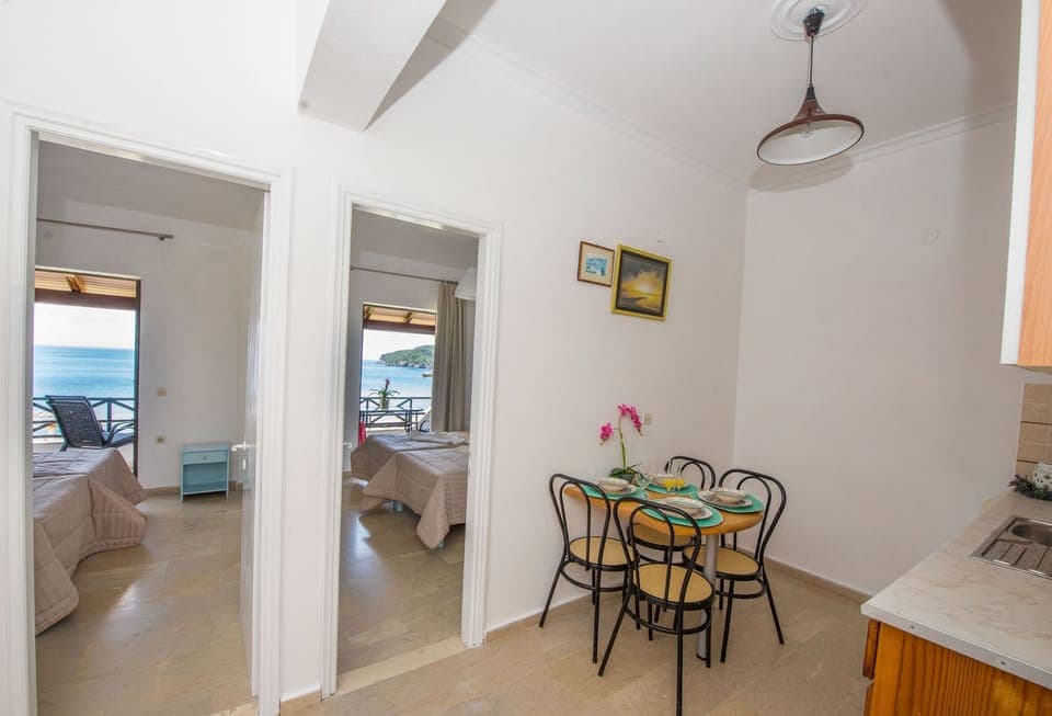 Spiros and Polyxeni Apartment 4 Afionas Interior