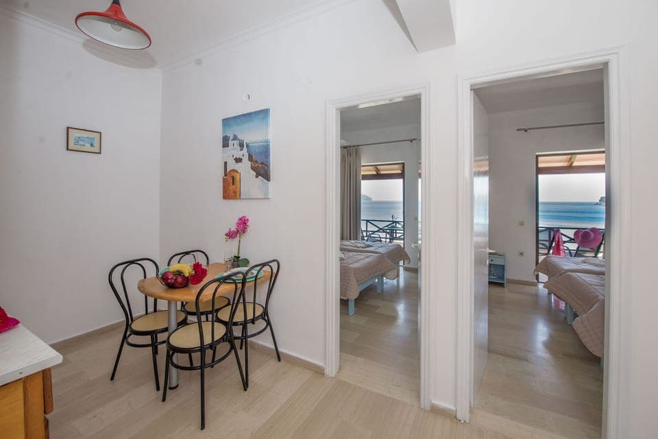 Spiros and Polyxeni Apartment 6 Afionas Interior