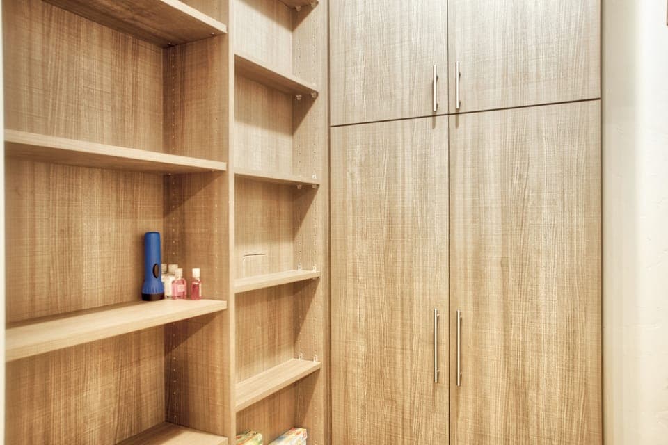 Laundry room/Pantry - extra kitchen appliances like waffle maker & mixer here