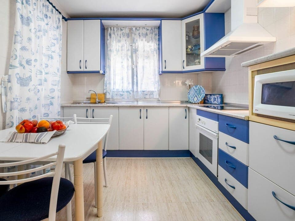 Cabinetry, Countertop, Property, Furniture, White, Blue, Sink, Kitchen, Wood, Kitchen Sink