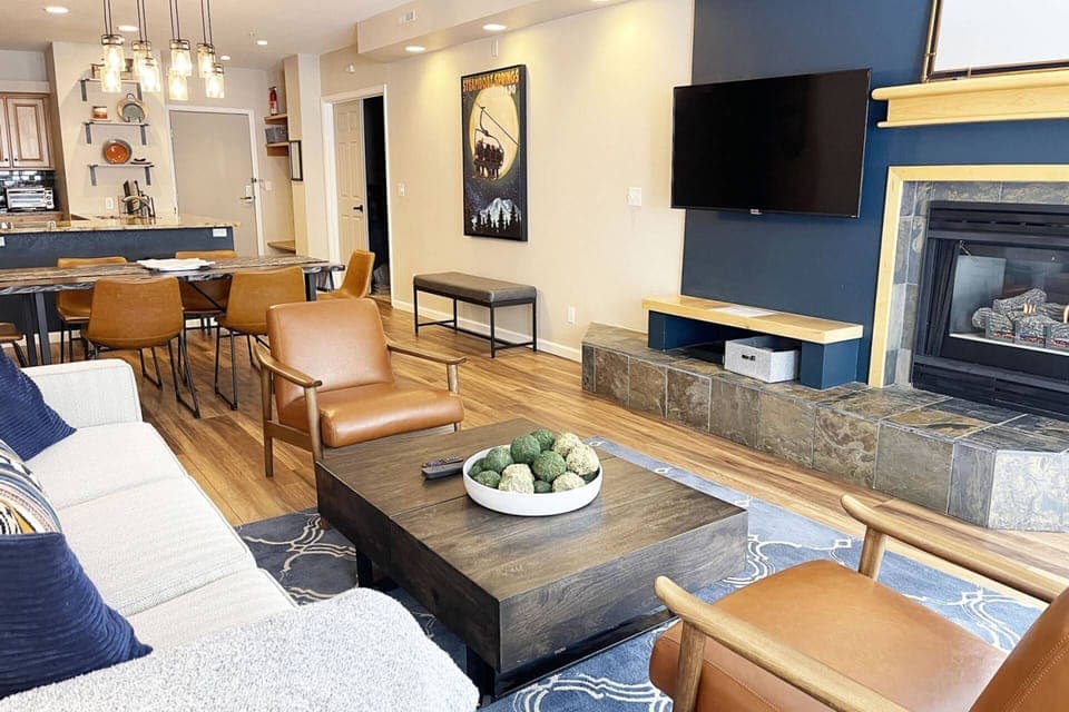 Entrance and Living Room with Fireplace