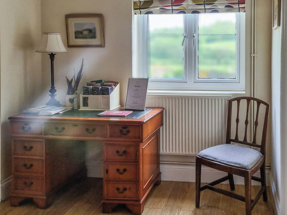 Hallway | Taliaris Isaf, Llandeilo