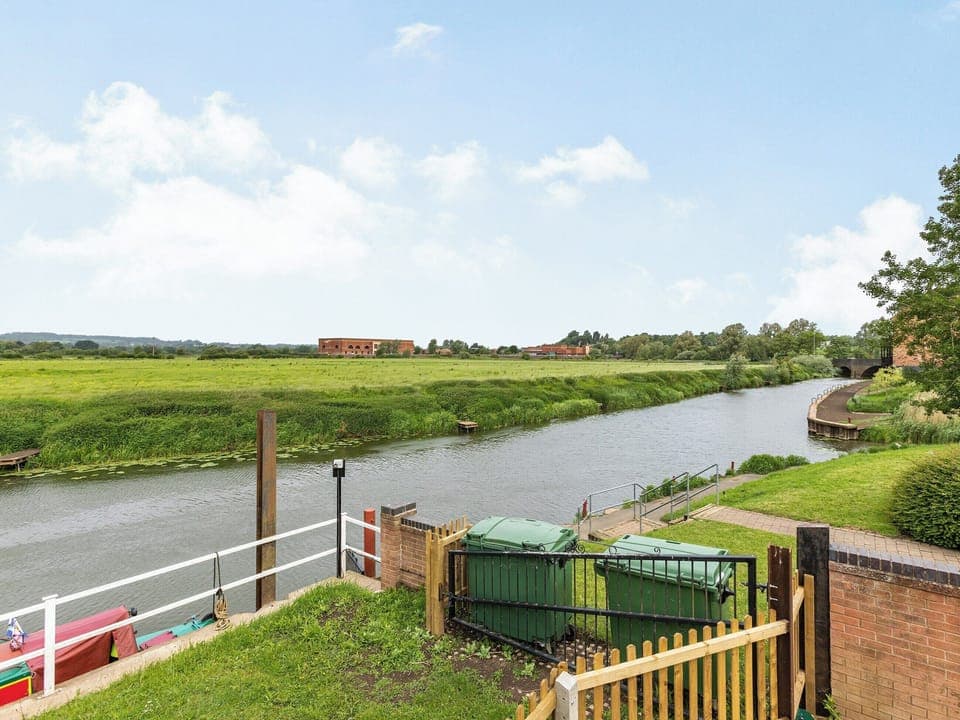 Surrounding area | Avon Lock Cottage - Avon Lock Cottages, Tewkesbury