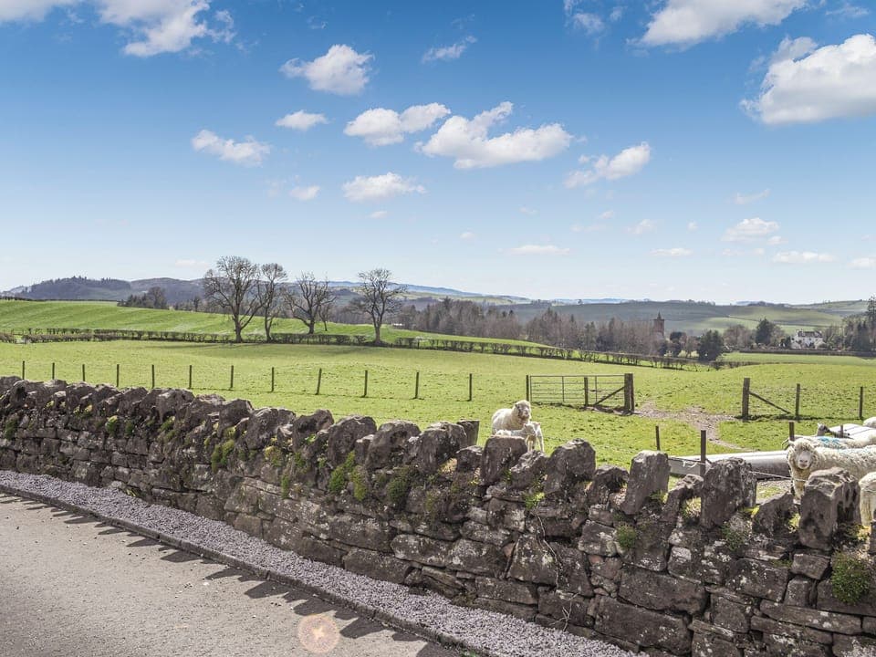 Surrounding area | Woodend Farmhouse Halmyre, Haugh of Urr, near Castle Douglas