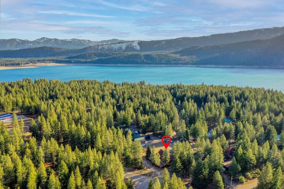 We're close enough. Go ahead and walk down to the beach!