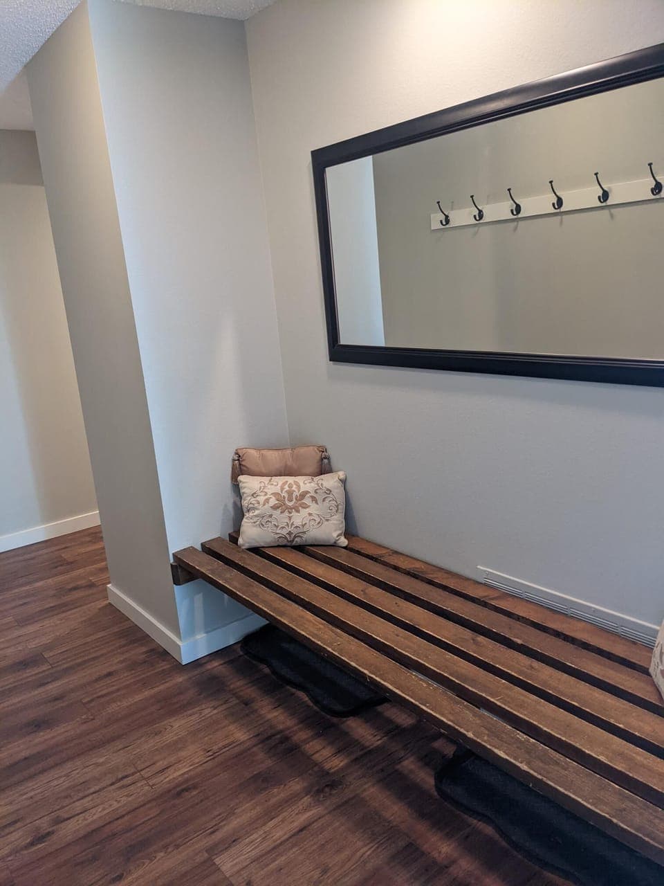 hall bench