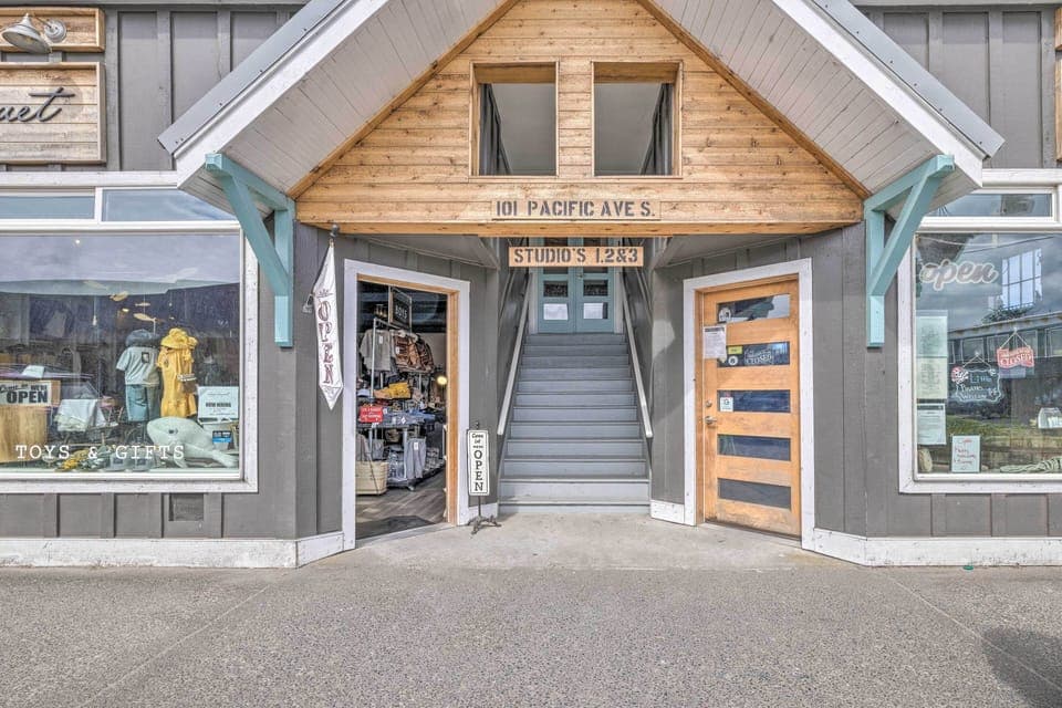 Building Exterior | 2nd Floor Unit | Exterior & Interior Stairs Required