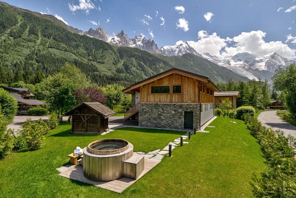 Hot tub with beautiful mountain views