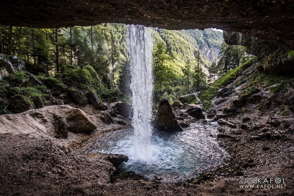 waterfall Peričnik