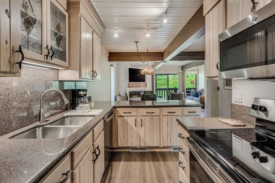 Renovated full kitchen
