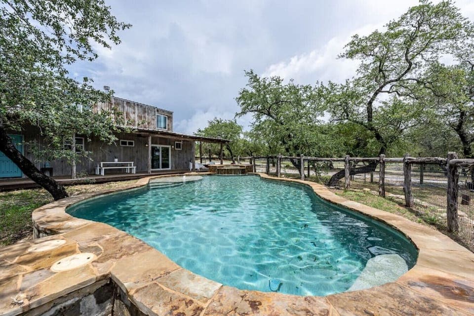 Gorgeous gated pool and hot tub!