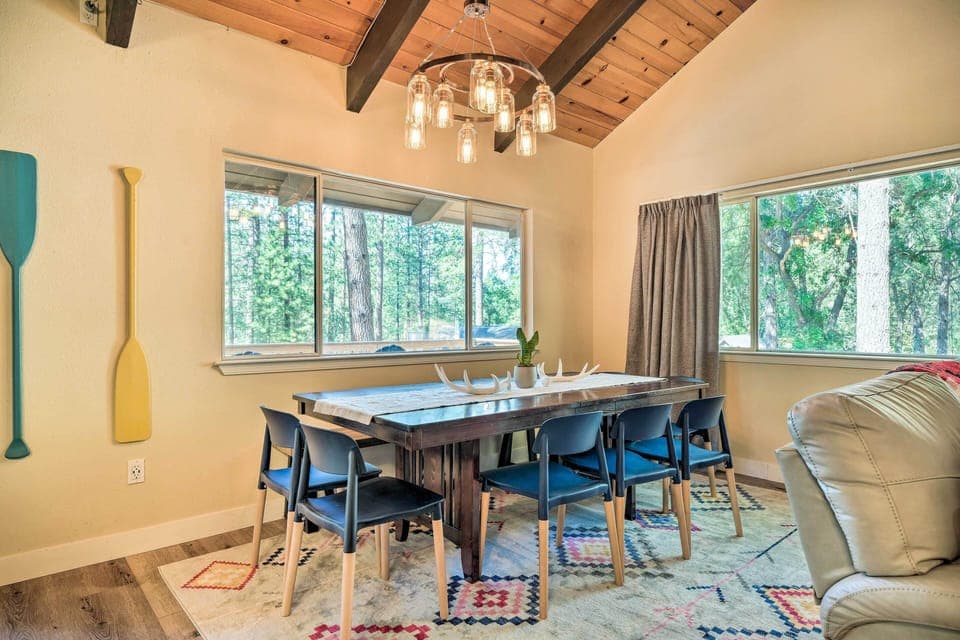 Main Living Area | Dining Table