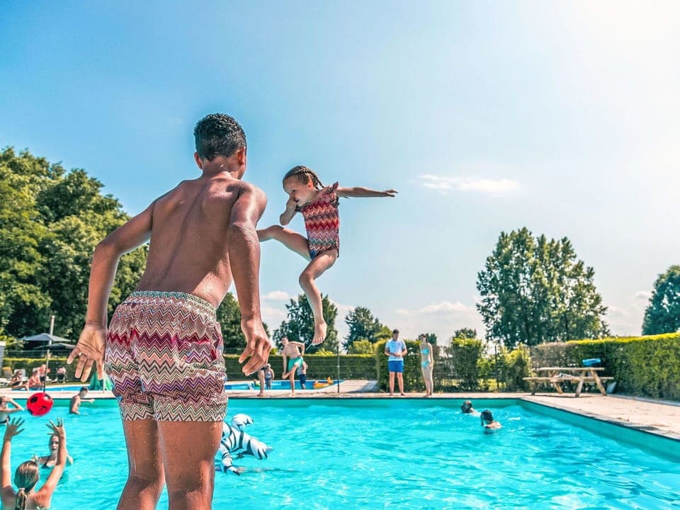 Water, Sky, Plant, Swimming Pool, Tree, Outdoor Recreation, Cloud