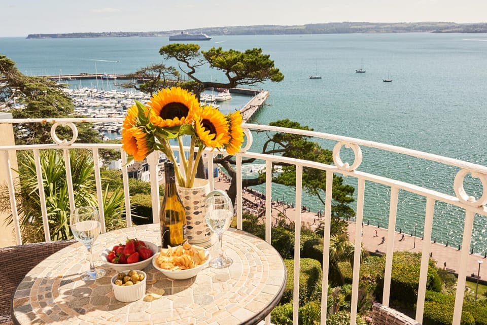 Fresh Escapes - Bayfort Sea Studio - Torquay - Sea Views