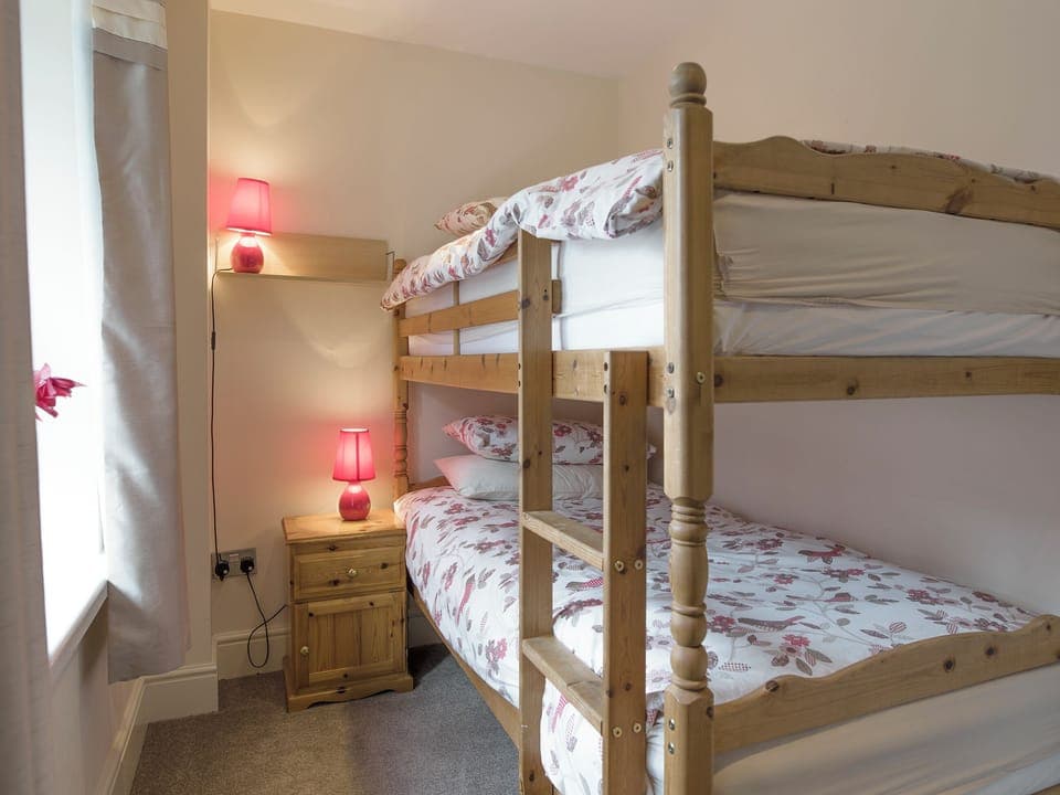 Convenient bunk bedroom | Esthwaite, Windermere