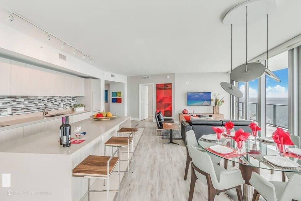 Kitchen, Dining and Living Room