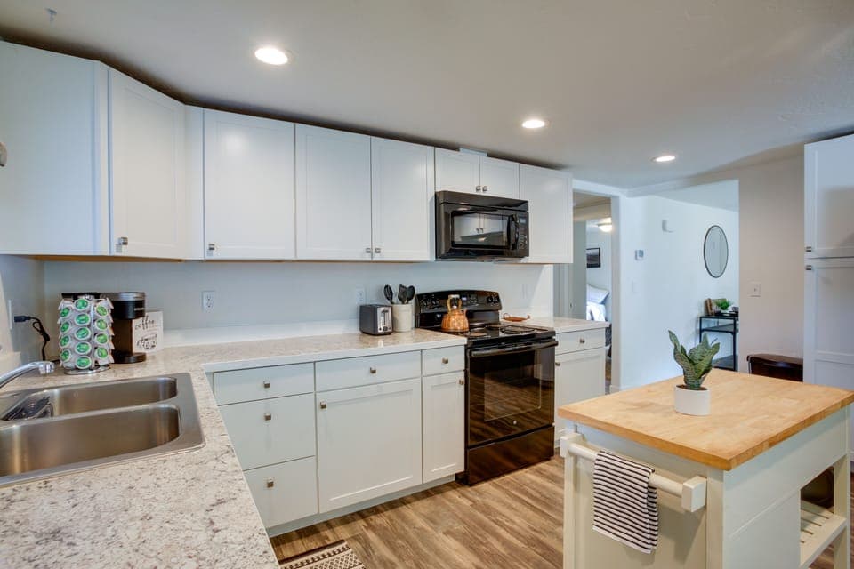 Kitchen | Fully Equipped