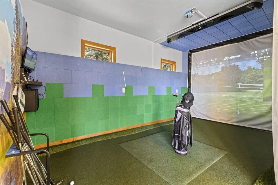 Golf Simulator located in the garage